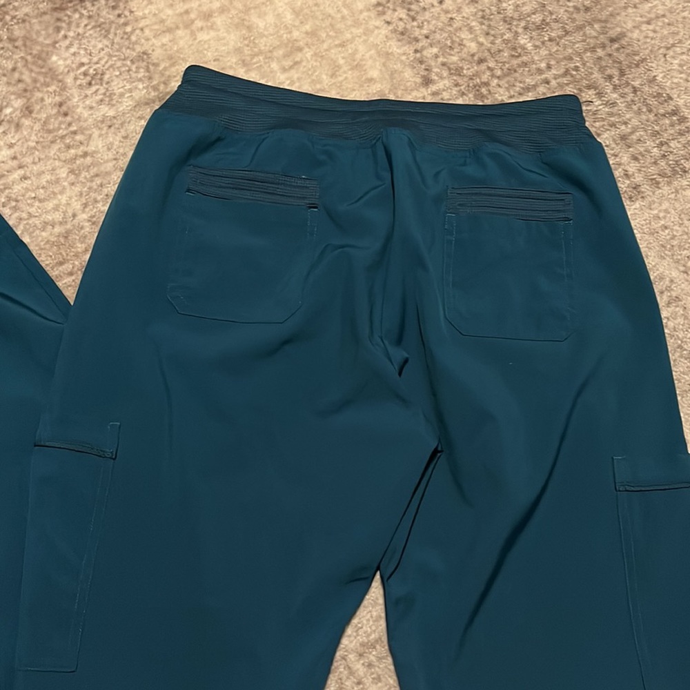 SCRUB PANTS - Picture 3 of 4